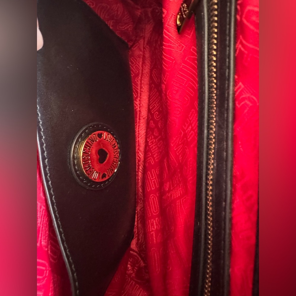 Love Moschino Black Quilted Shoulder Chain ⛓️‍💥 Bag - Picture 7 of 13